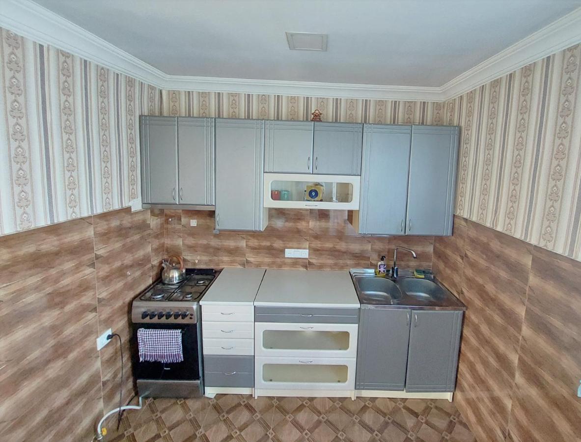 Apartment Beso Kutaisi Eksteriør billede