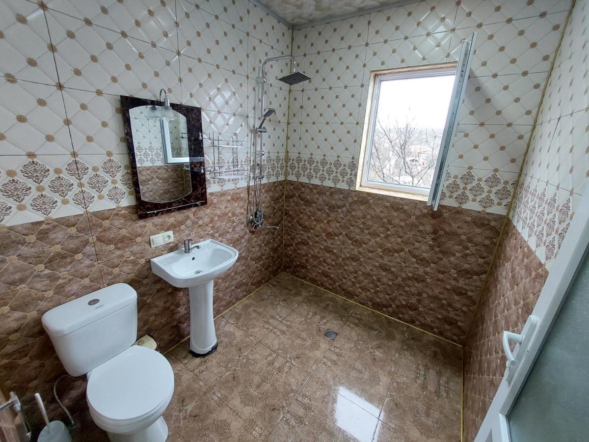Apartment Beso Kutaisi Eksteriør billede